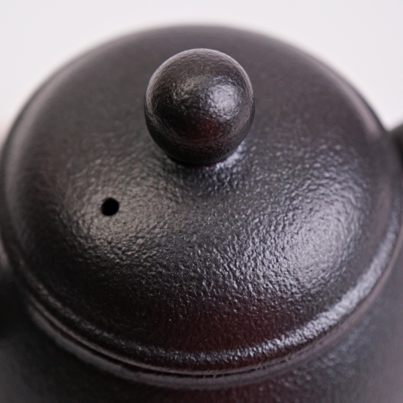 【全館滿599免運】茶壺【陶藝圓融壺 黑/黃240ml】陶藝圓融茶壺 泡茶壺 陶瓷壺 茶道 茶具【自在坊茶具】-細節圖3