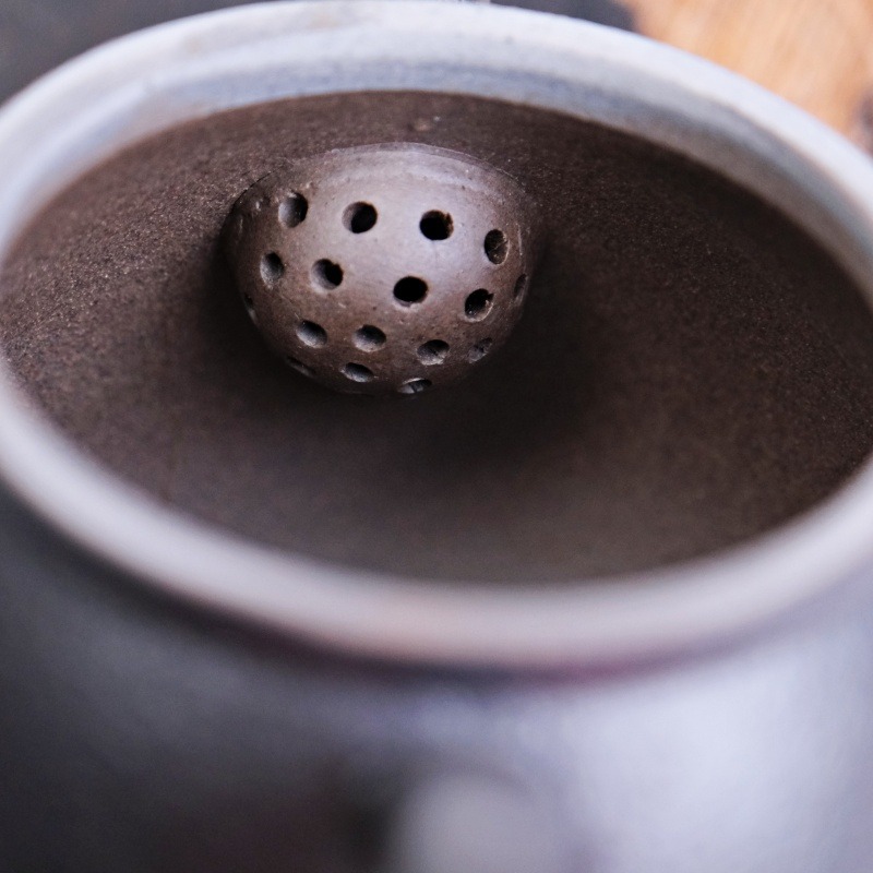 【全館滿599免運】茶壺【陶藝圓融壺 黑/黃240ml】陶藝圓融茶壺 泡茶壺 陶瓷壺 茶道 茶具【自在坊茶具】-細節圖7