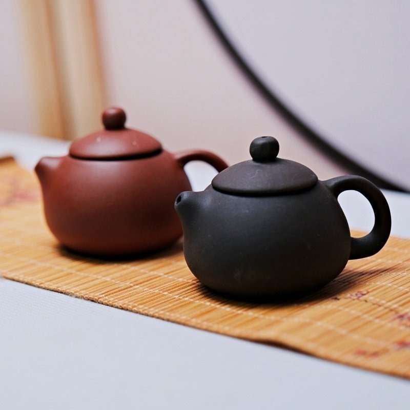 【全館滿599免運】迷你小紫砂壺 創意宜興指尖壺 小號袖珍茶壺 茶玩精品 茶寵擺件 可養壺【自在坊茶具】-細節圖3