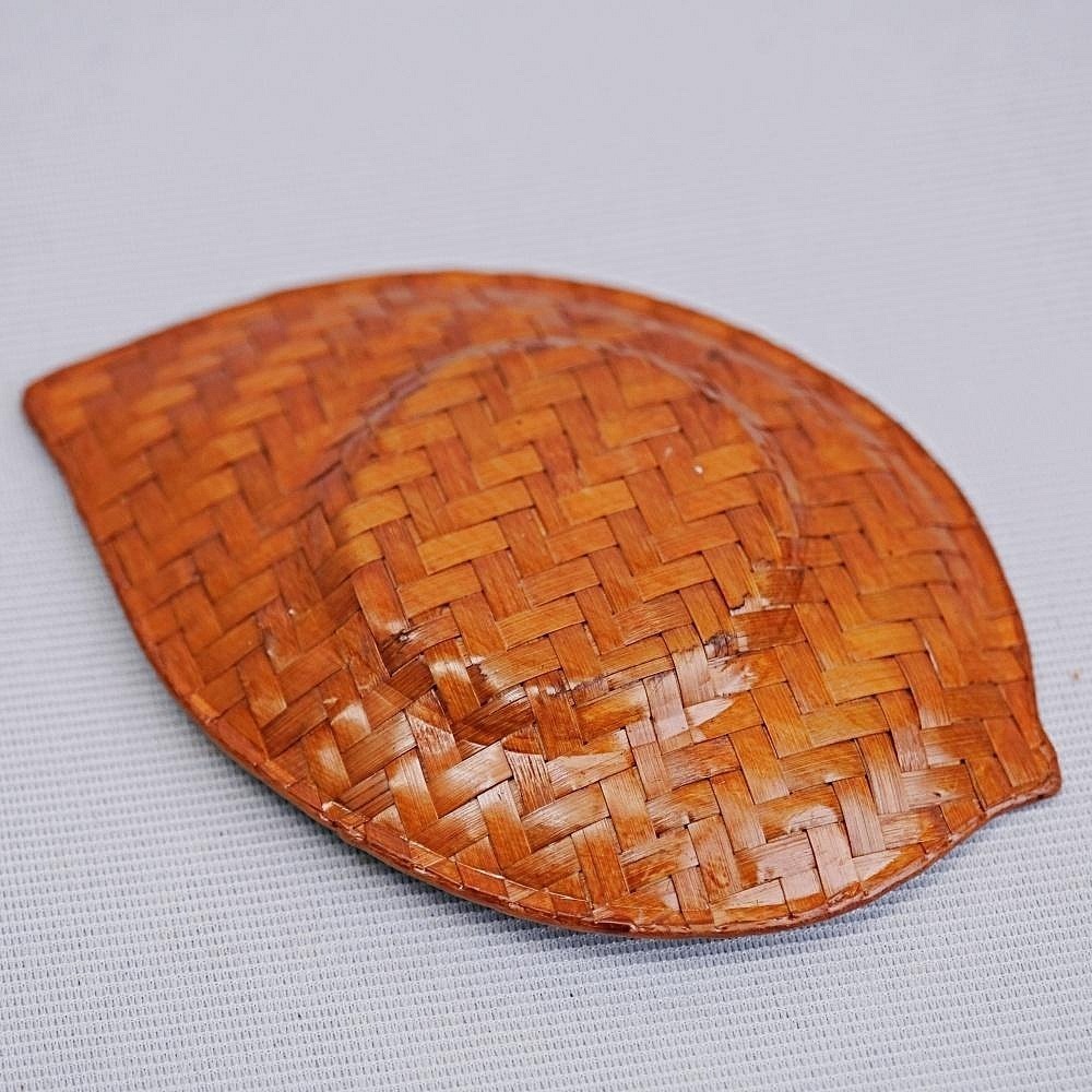 【全館滿599免運】藤編花瓣杯墊 漆編席樹葉杯墊 漆印編樹葉杯墊 杯墊 藤編杯墊 防燙杯墊 隔熱杯墊【自在坊茶具】-細節圖10