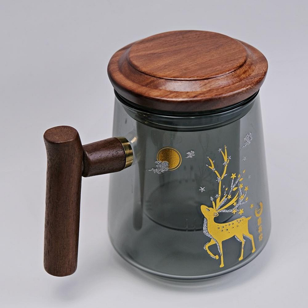 【全館滿599免運】一鹿有你辦公杯─520ml 玻璃泡茶壼 木柄手把 辦公杯 泡茶杯 附茶水分離器 大容量【自在坊茶具】-細節圖2