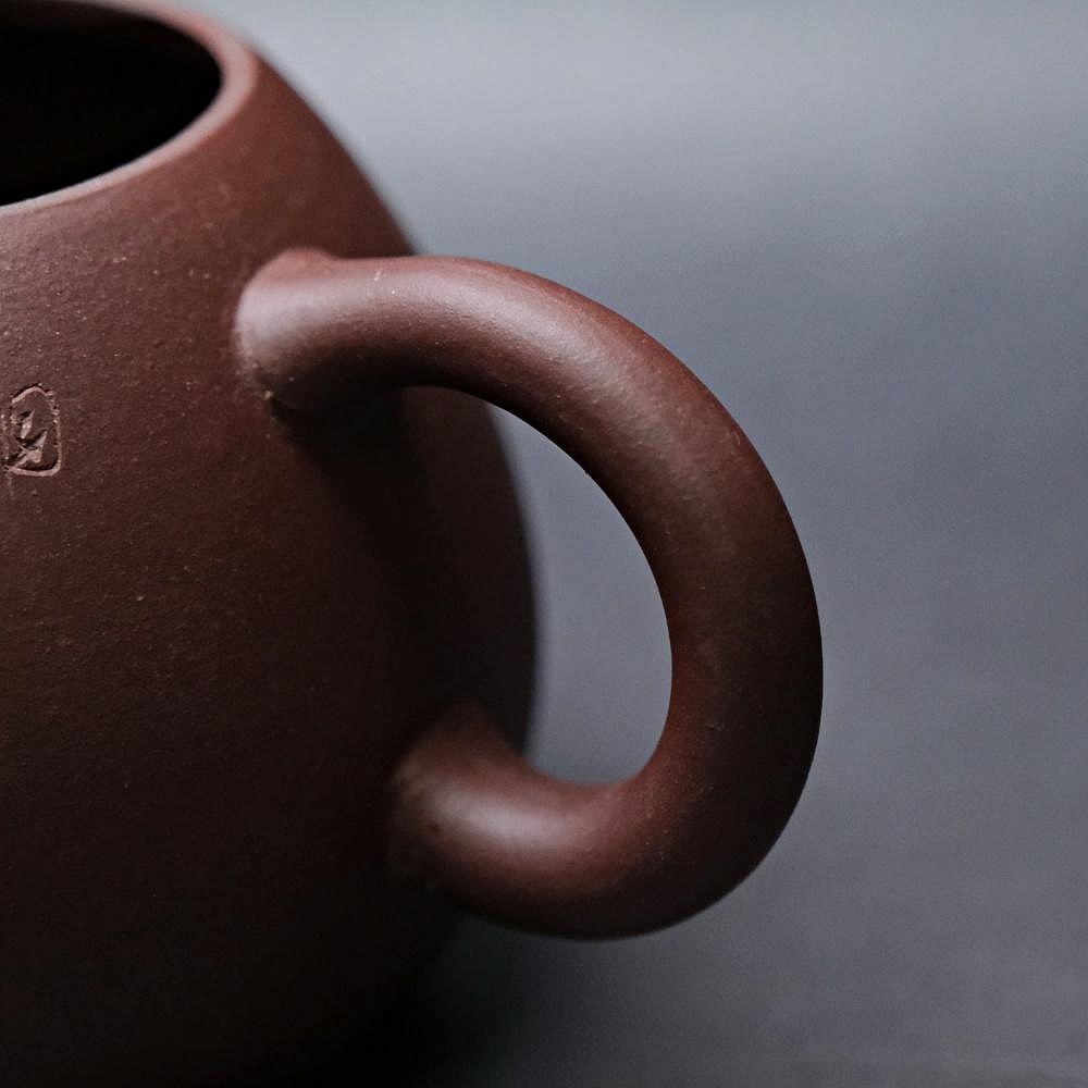 【全館滿599免運】茶壺 紫砂壺 龍蛋壼【龍蛋壼270ml】出湯順暢 出水俐落【自在坊茶具】-細節圖6