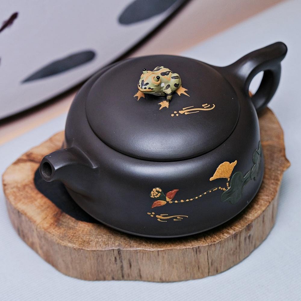 【自在坊茶具】茶壼 西施壼 紫砂壼【邵美華黑朱泥青娃蓮子-260ml】工藝師手作 出湯順暢【全館滿599免運】-細節圖2