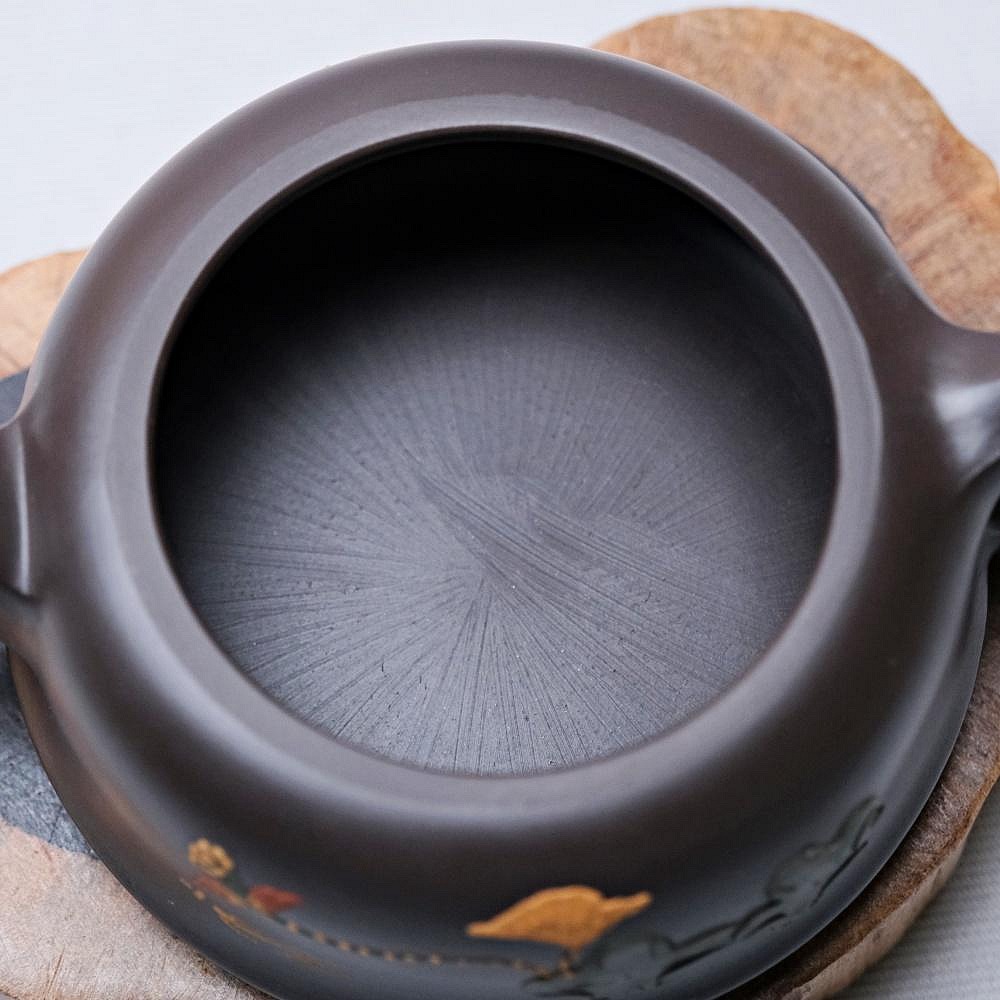 【自在坊茶具】茶壼 西施壼 紫砂壼【邵美華黑朱泥青娃蓮子-260ml】工藝師手作 出湯順暢【全館滿599免運】-細節圖8