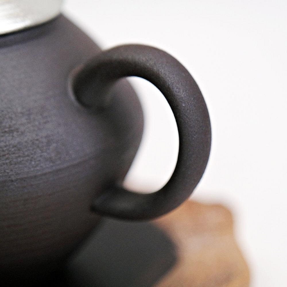 【自在坊茶具】空寂老岩泥明鏡壼─160ml 茶壼 陶瓷茶壼 陶瓷工藝 瓷壼 老岩泥 茶具【全館滿599免運】-細節圖4