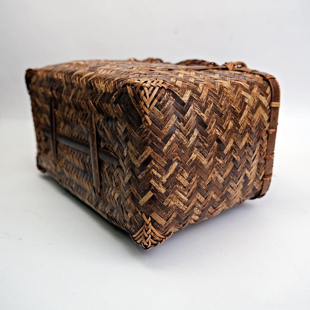 【自在坊茶具】編織竹提籃(小) 編織收納籃 藤編收納籃 藤編籃 草編籃 竹編籃 編織籃子【全館滿599免運】-細節圖8