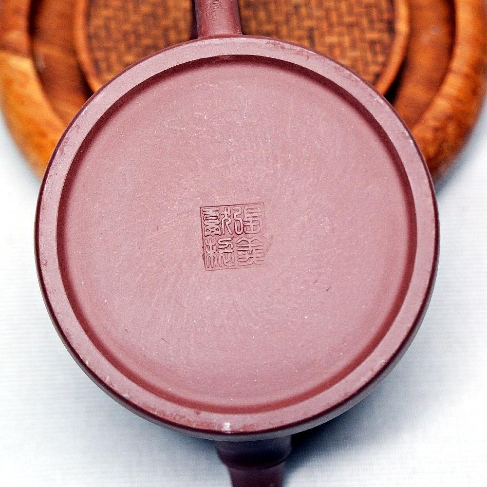 【全館滿599免運】竹段紫砂壼─清模款 300ml 茶壼 紫砂壼 出湯順暢 出水俐落 宜興紫砂壼 大容量 透氣性佳【自在-細節圖8