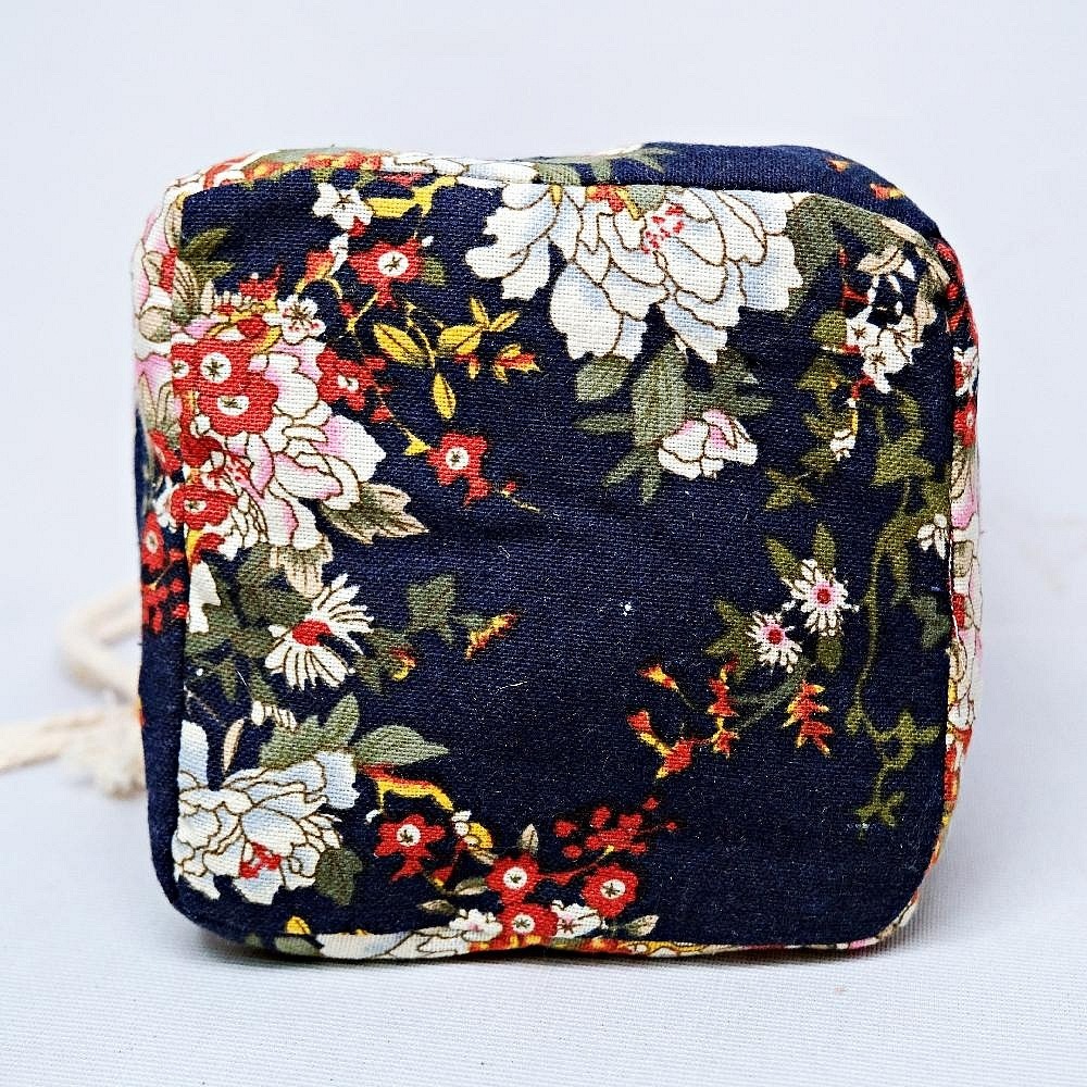 【自在坊茶具】茶具 五格束口收納袋─米/咖/灰/藍花 加厚款麻布保護布袋 抽繩棉布壺套 外出茶具提袋 旅行茶具 收納布包-細節圖10