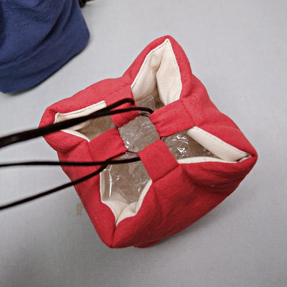 【自在坊茶具】茶具 茶壼布套─紅/藍 加厚款麻布保護布袋 抽繩棉布壺套 外出茶具提袋 壺套 棉布杯套 旅行茶具 收納布包-細節圖9