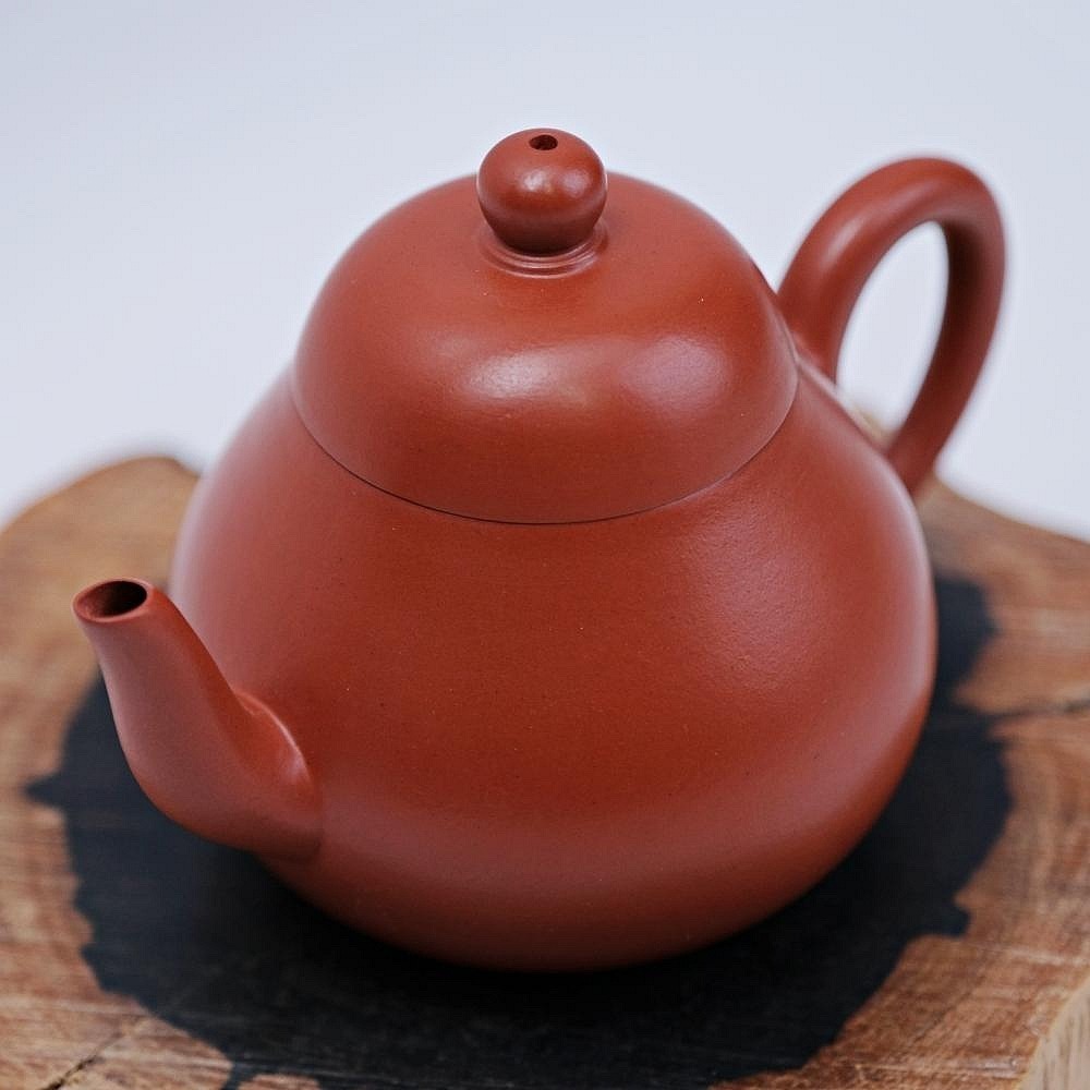 【全館滿599免運】紫砂壼 茶壼【沈丹朱泥迷你梨形壼-100ml】工藝師手作 出湯順暢 三寸不斷 宜興茶壺【自在坊茶具】-細節圖2
