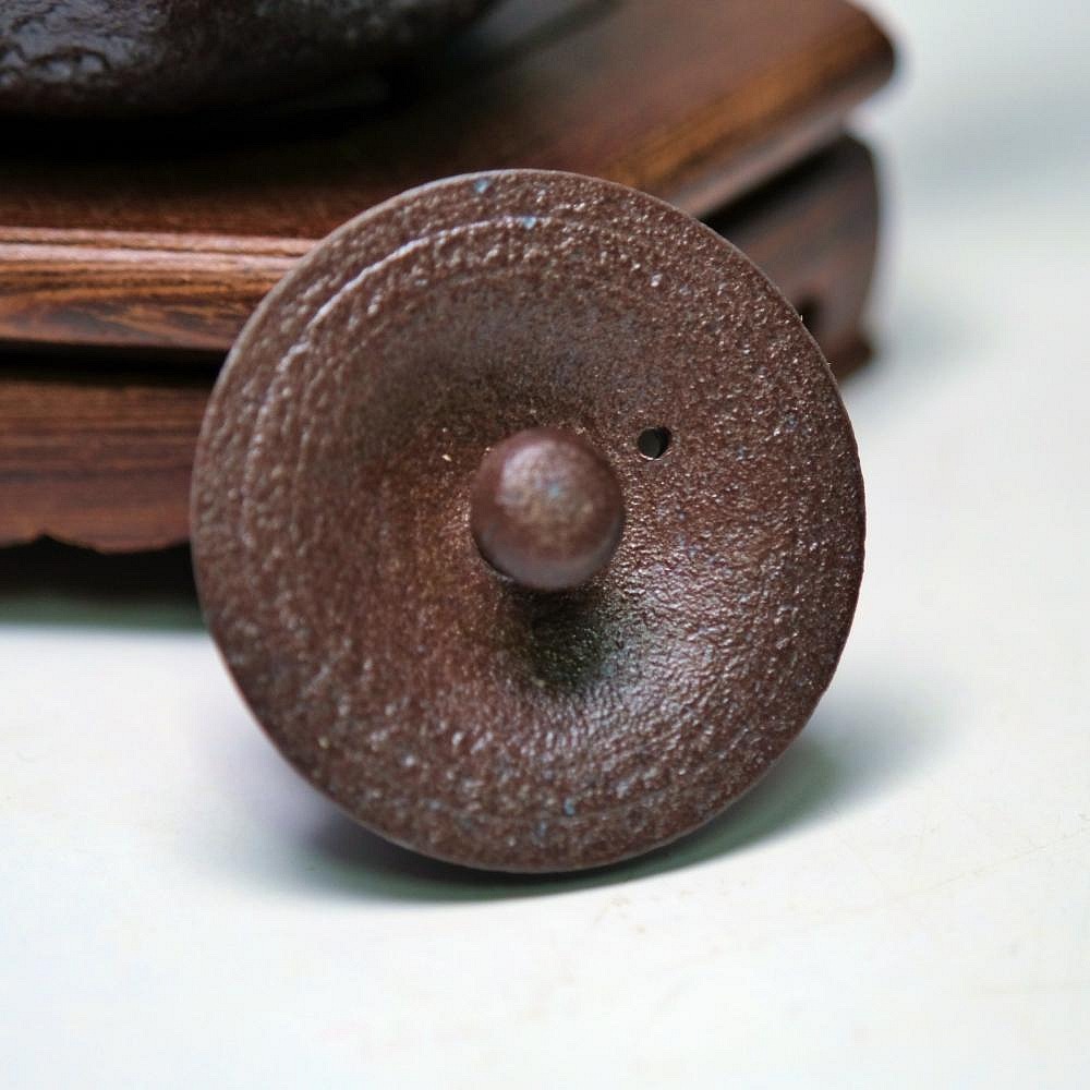 【自在坊茶具】彎月粗陶鎏金側把壺 180ml 禪風古韻 淡雅清俗 細緻手作 自然窯變 古法燒製 粗陶茶壼 功夫茶具【全館-細節圖3