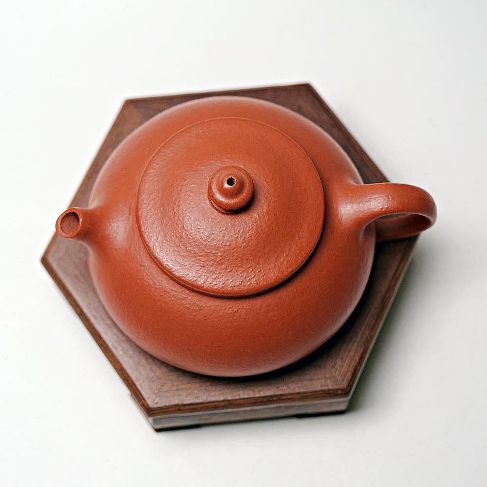 【自在坊茶具】段麗娟梨皮朱泥寒江壺─120ml 工藝師手作 原礦紫砂 宜興茶壺 一把好壺 出湯順暢 三寸不斷-細節圖2