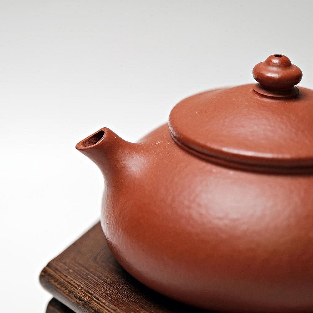 【自在坊茶具】段麗娟梨皮朱泥寒江壺─120ml 工藝師手作 原礦紫砂 宜興茶壺 一把好壺 出湯順暢 三寸不斷-細節圖3