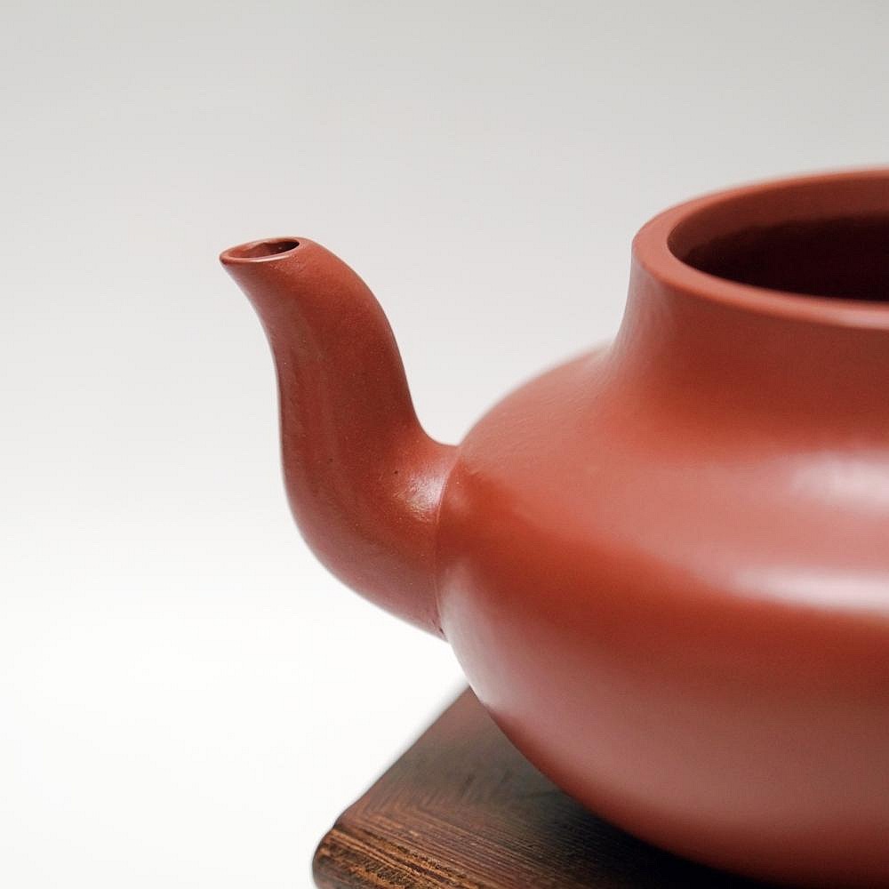 【自在坊茶具】李麗華朱泥君德壺─150ml 工藝師手作 原礦紫砂 宜興茶壺 一把好壺 出湯順暢 三寸不斷-細節圖4