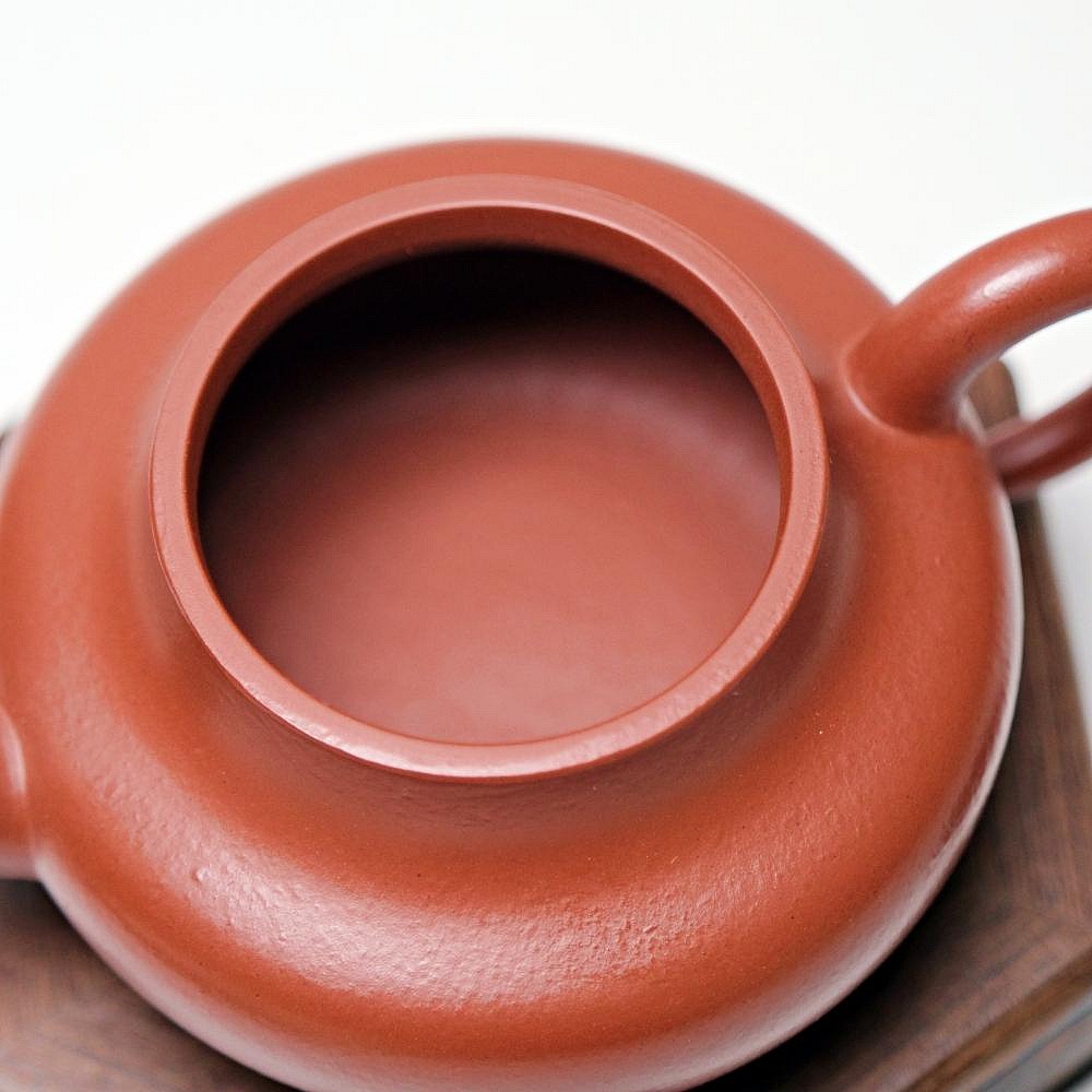 【自在坊茶具】李麗華朱泥君德壺─150ml 工藝師手作 原礦紫砂 宜興茶壺 一把好壺 出湯順暢 三寸不斷-細節圖6