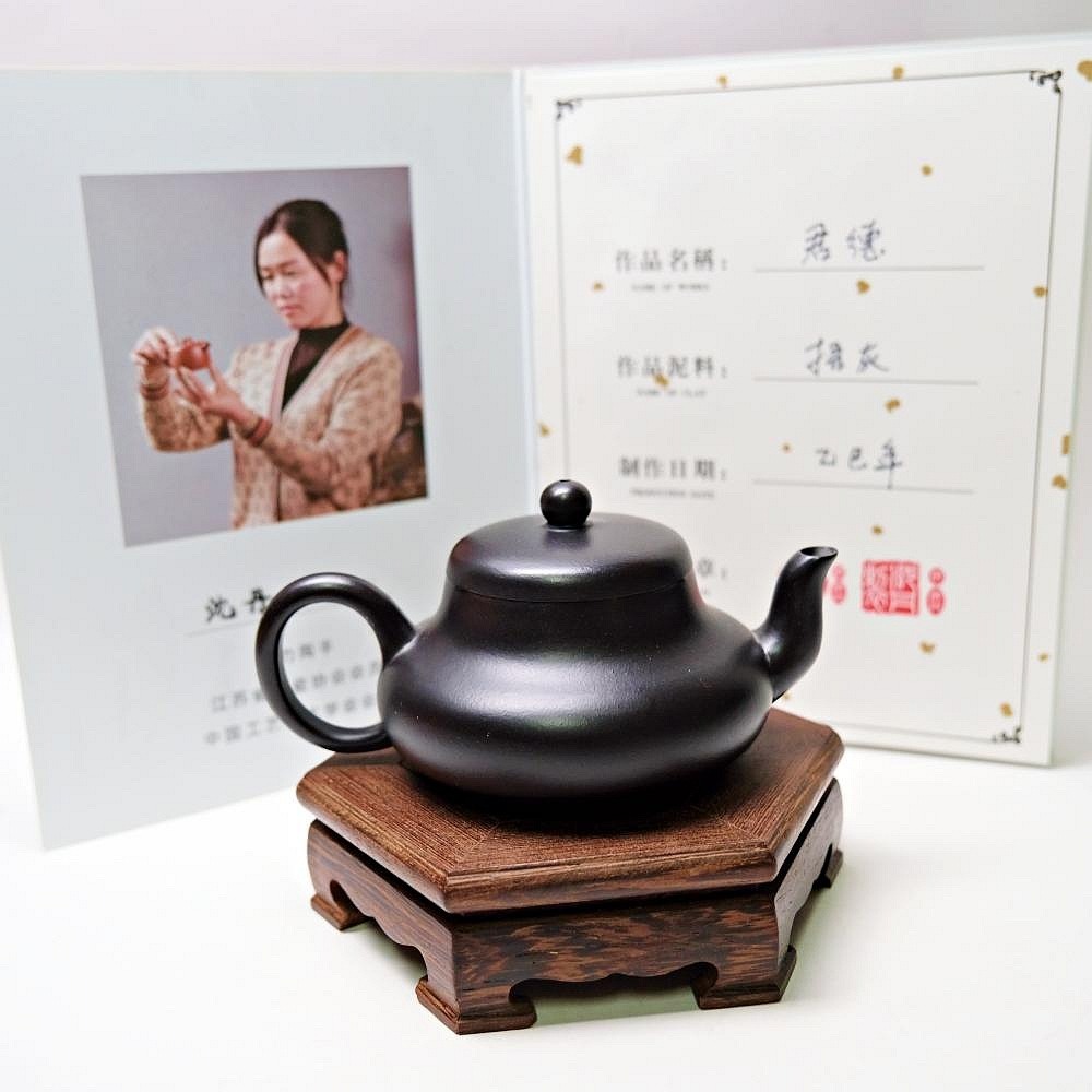 【自在坊茶具】沈丹梧灰君德壺─130ml 工藝師手作 原礦紫砂 宜興茶壺 一把好壺 出湯順暢 三寸不斷-細節圖9