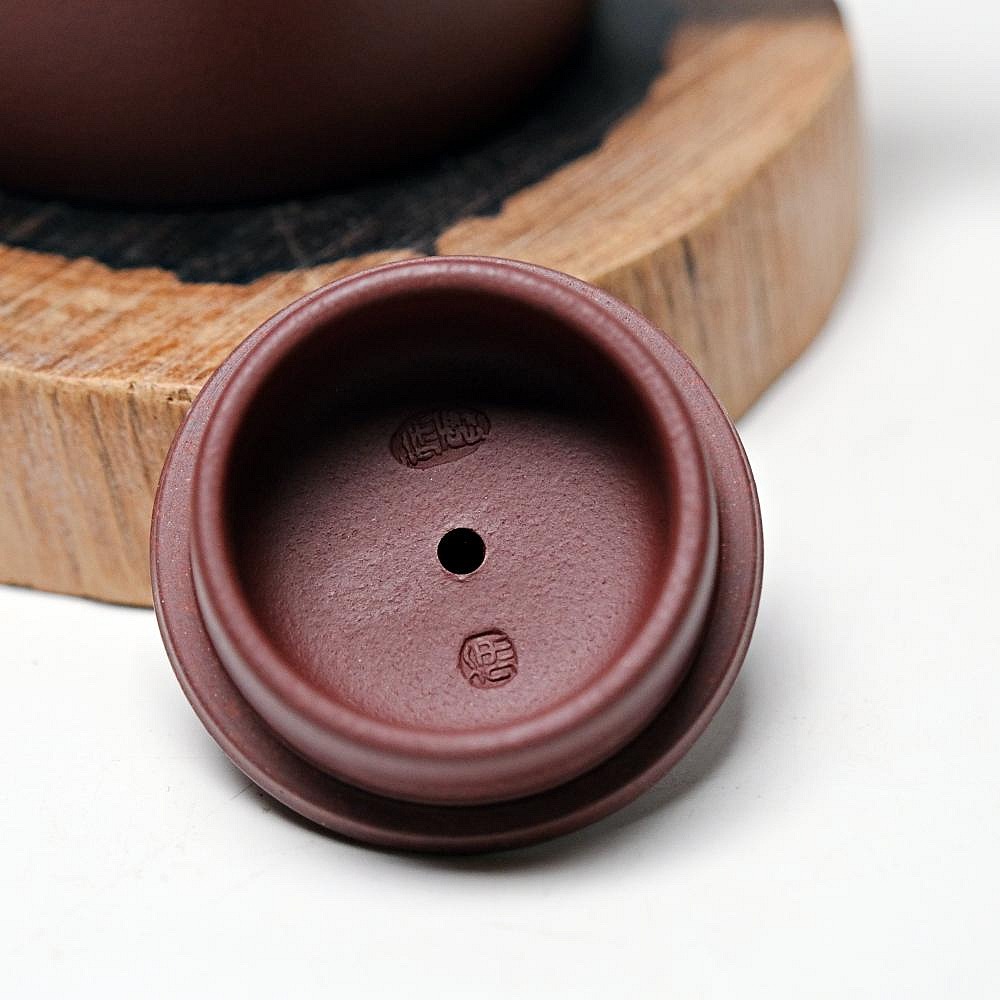 【自在坊茶具】徐霞紫朱泥井欄壼─190ml 工藝師手作 原礦紫砂 宜興茶壺 一把好壺 出湯順暢 三寸不斷-細節圖4