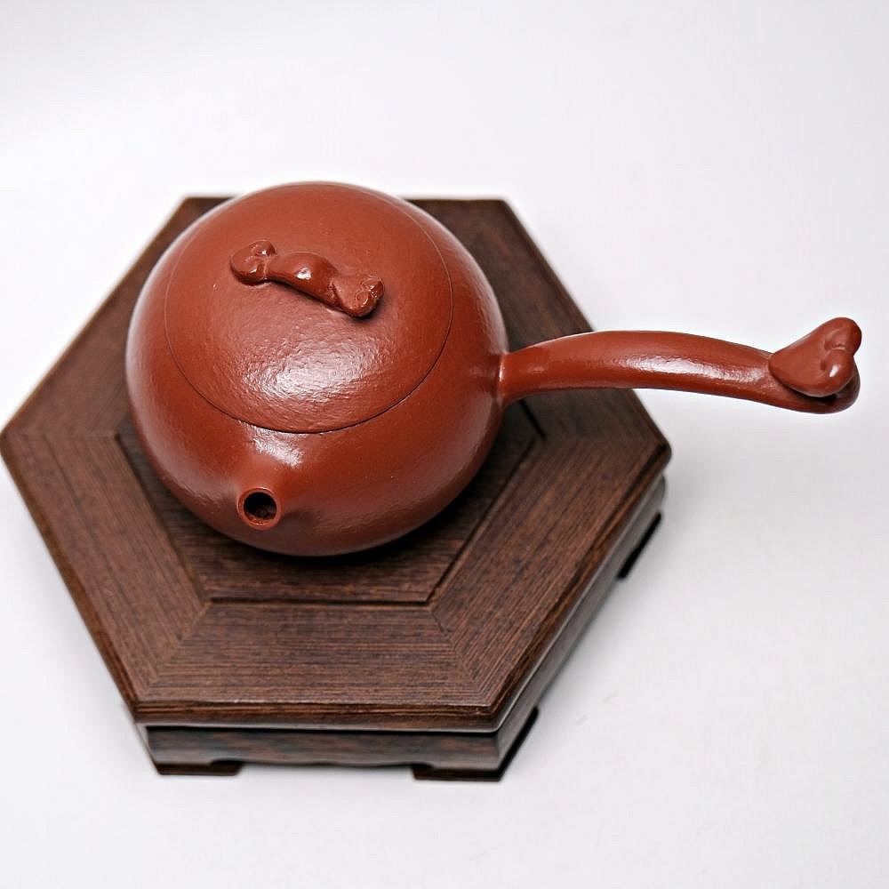 【自在坊茶具】工藝師孟臣 大紅袍唐羽西施壼─80ml 工藝師手作 原礦紫砂 宜興茶壺 一把好壺 出湯順暢 三寸不斷-細節圖2