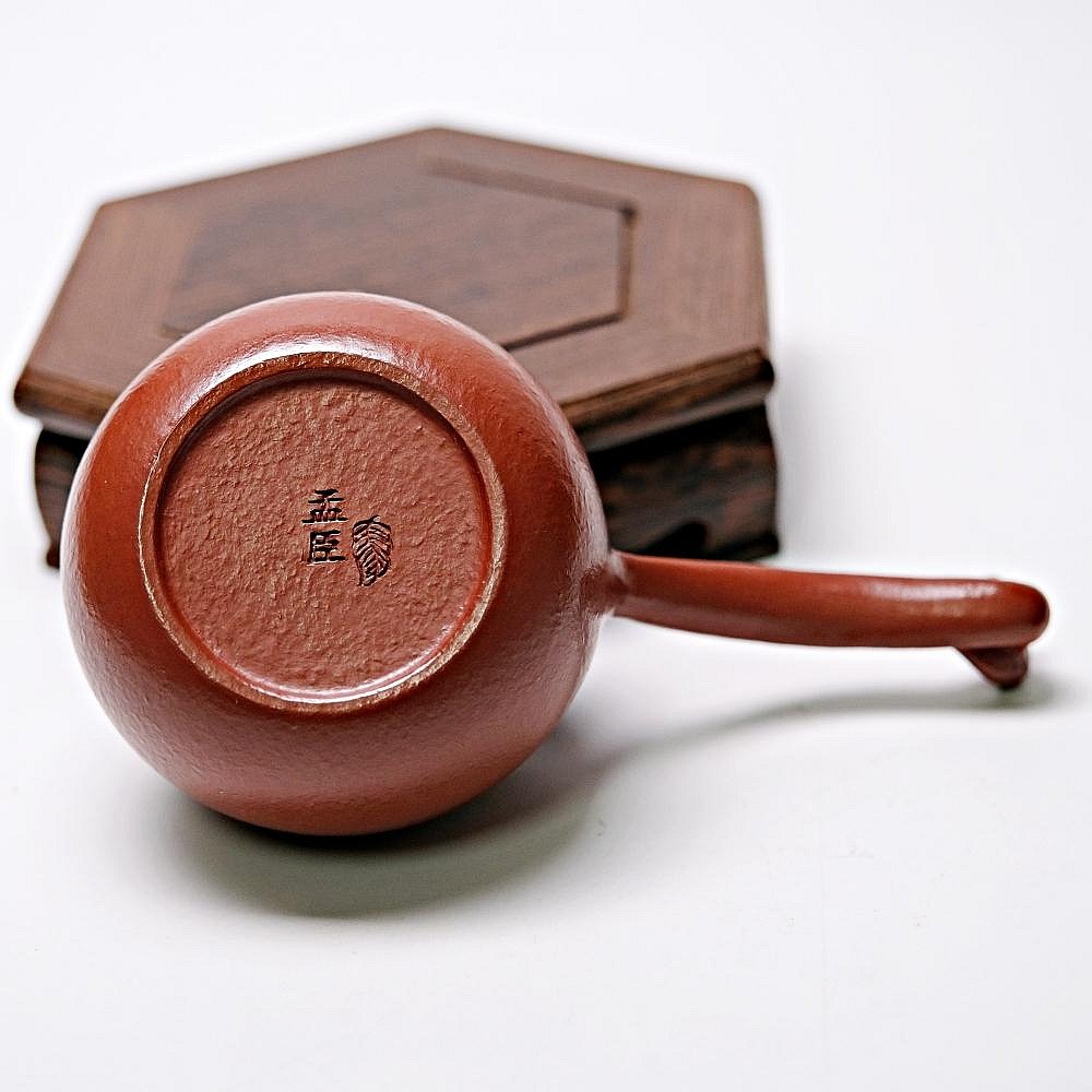【自在坊茶具】工藝師孟臣 大紅袍唐羽西施壼─80ml 工藝師手作 原礦紫砂 宜興茶壺 一把好壺 出湯順暢 三寸不斷-細節圖9