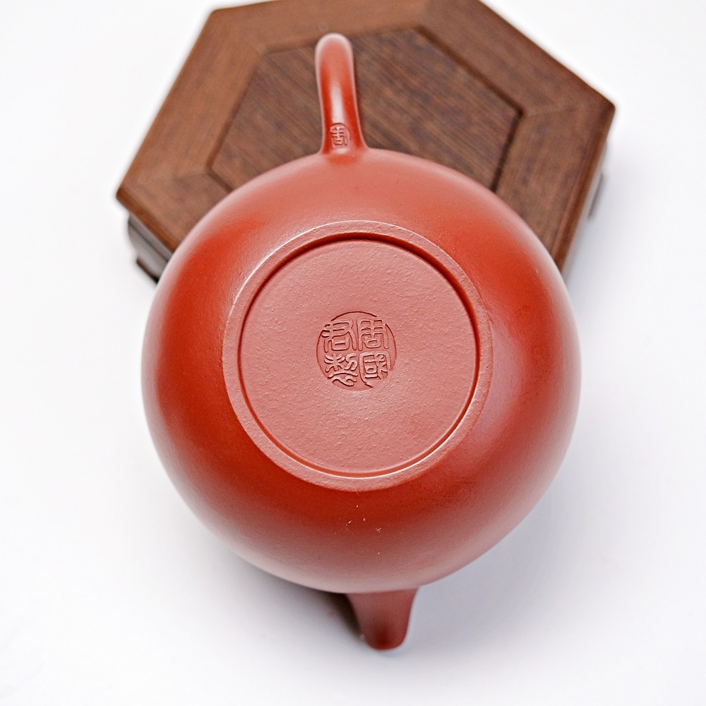 【自在坊茶具】周國春大紅袍圓珠壼─200ml 工藝師手作 原礦紫砂 宜興茶壺 一把好壺 出湯順暢 三寸不斷-細節圖7