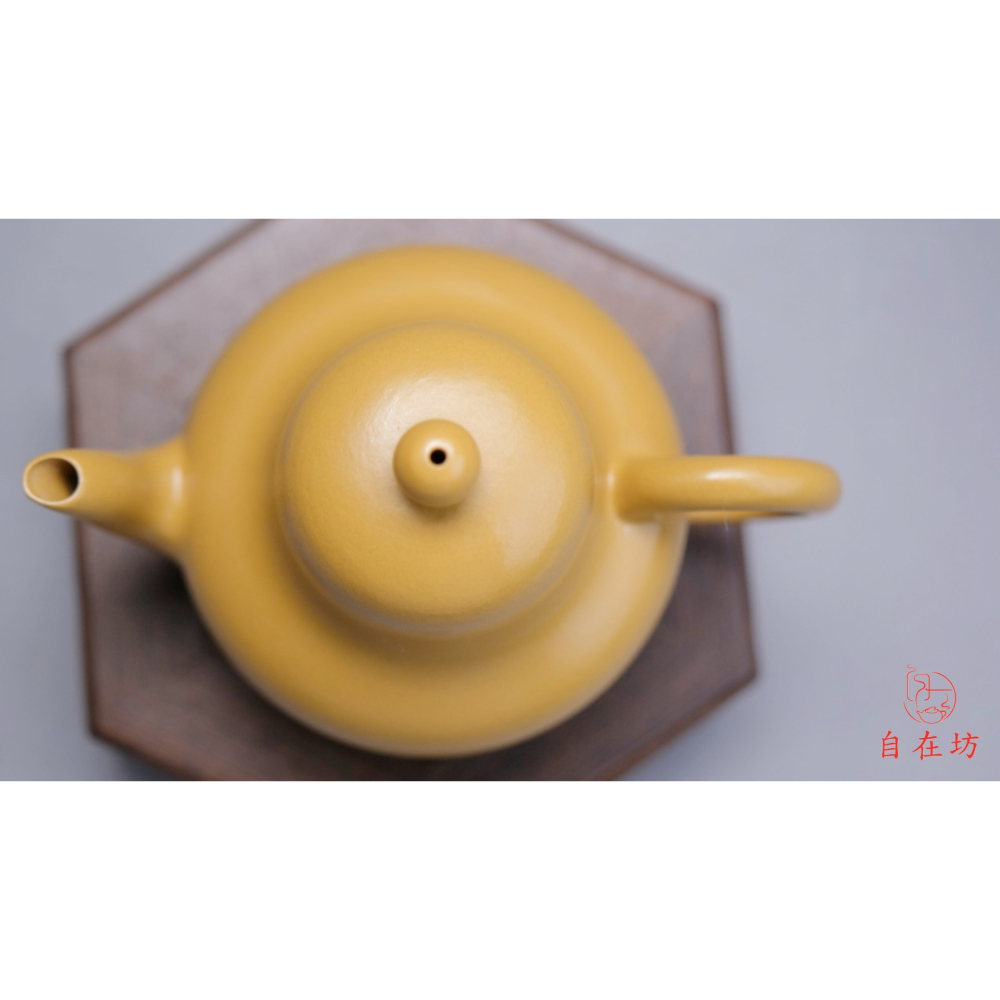 【自在坊茶具】孟臣黃金朱泥思婷壺-120ML 紫砂壺工藝師手作原礦紫砂 宜興茶壺 一把好壺 出湯順暢【全館滿599免運】-細節圖3