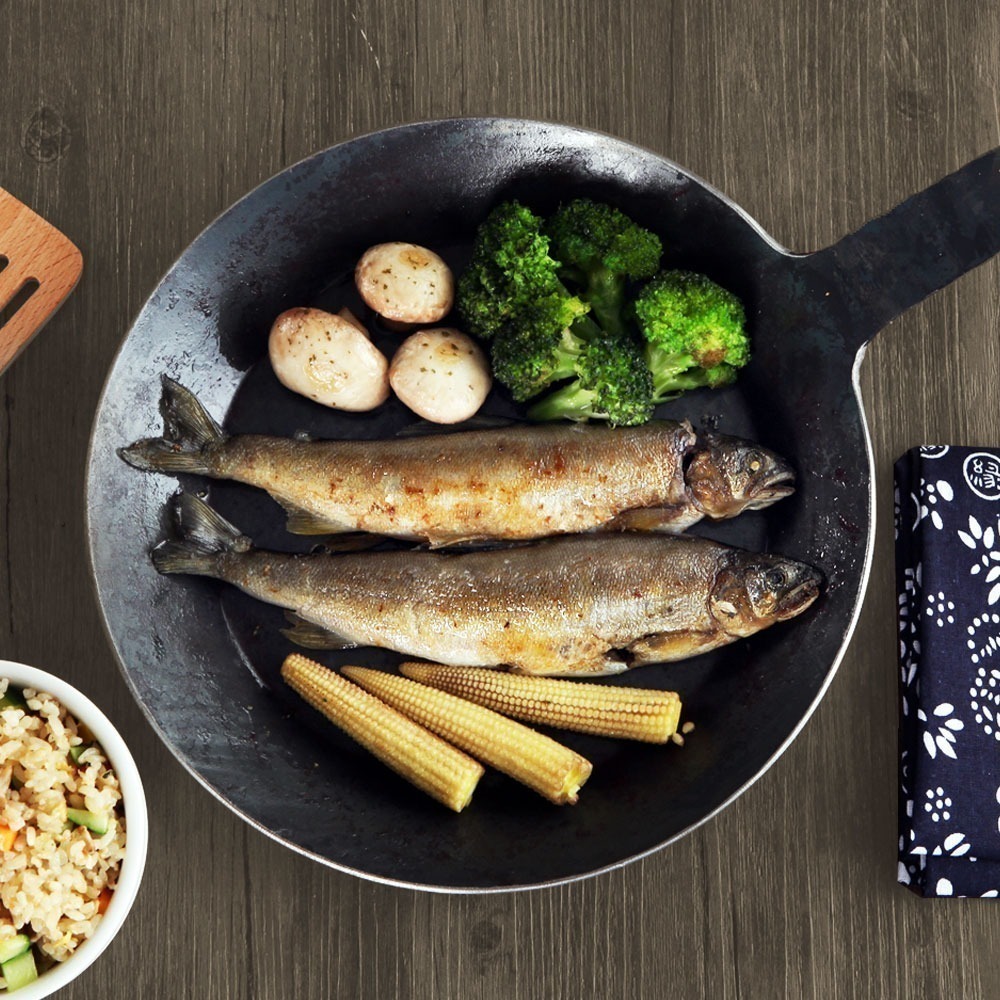 【德國turk土克鐵鍋】手工職人專業經典一體成型 平底鍋長柄16cm(送原廠袋)65516(台灣總代理)-細節圖6