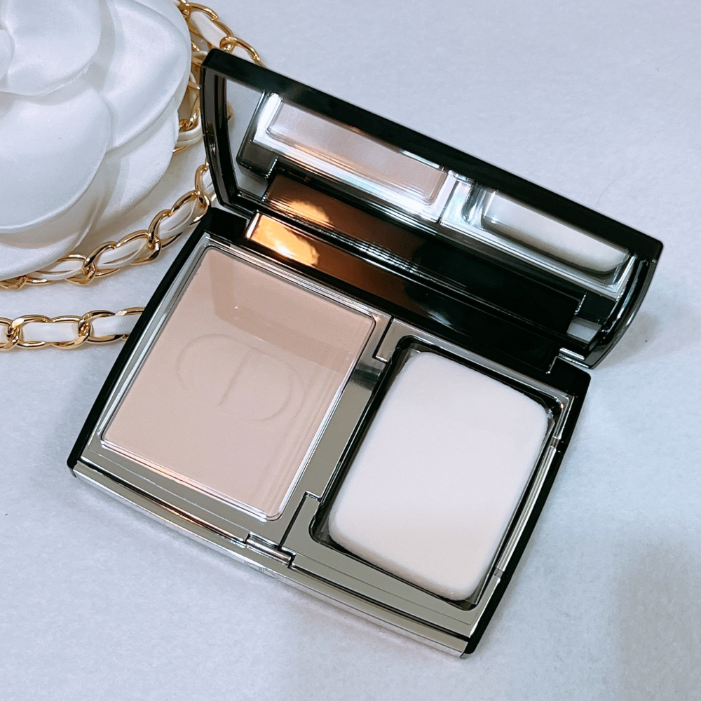 Dior 迪奧 超完美輕透霧粉餅 超完美輕透霧粉蕊 10g 超完美輕透霧粉餅蕊心 臺灣 專櫃貨 全新品-細節圖2