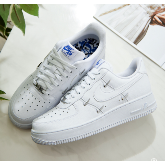 韓國直達 代購Nike Air Force 1 07 LX 女鞋 白 泫雅 銀色小勾 運動 休閒鞋 CT1990-100-細節圖5