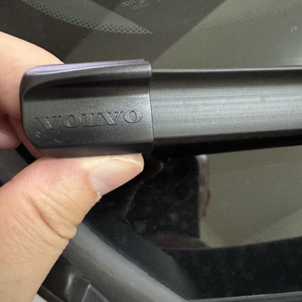 和霆車部品中和館—日本PIAA 超撥水系列 免裁切 適用 VOLVO XC60 2代 原廠噴水型軟骨雨刷矽膠撥水替換膠條-規格圖5