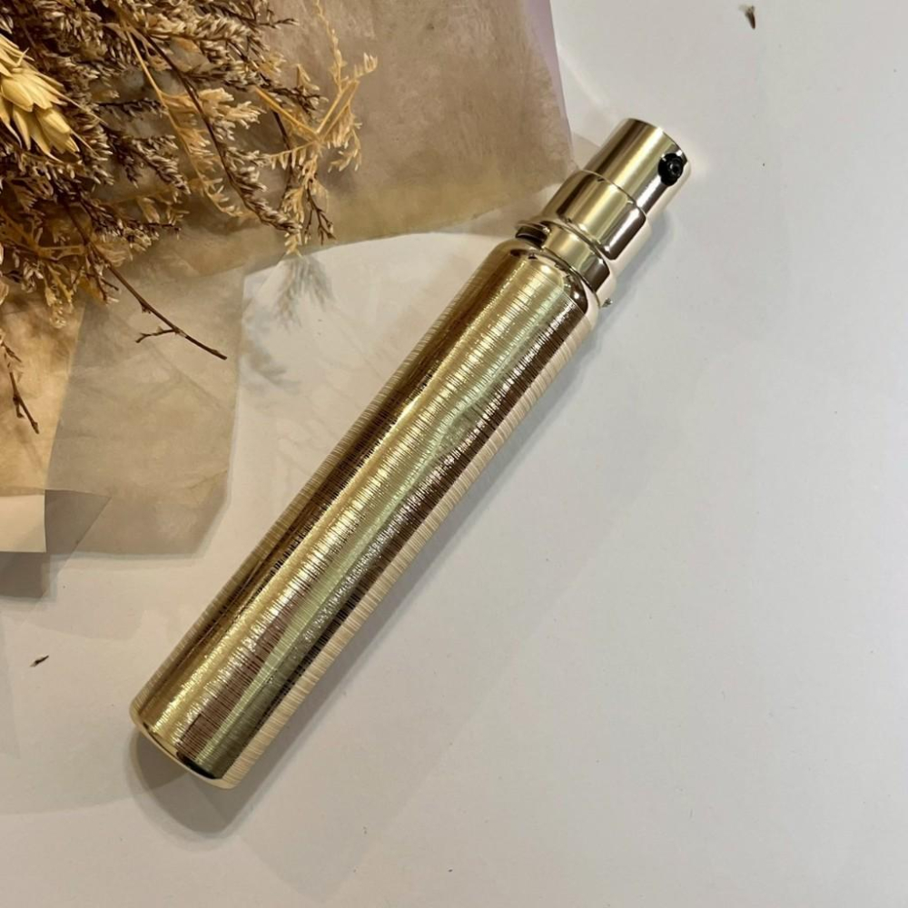 DIOR迪奧 精萃再生玫瑰源萃 30ml 正品 安瓶 精華 全新百貨專櫃貨-細節圖2