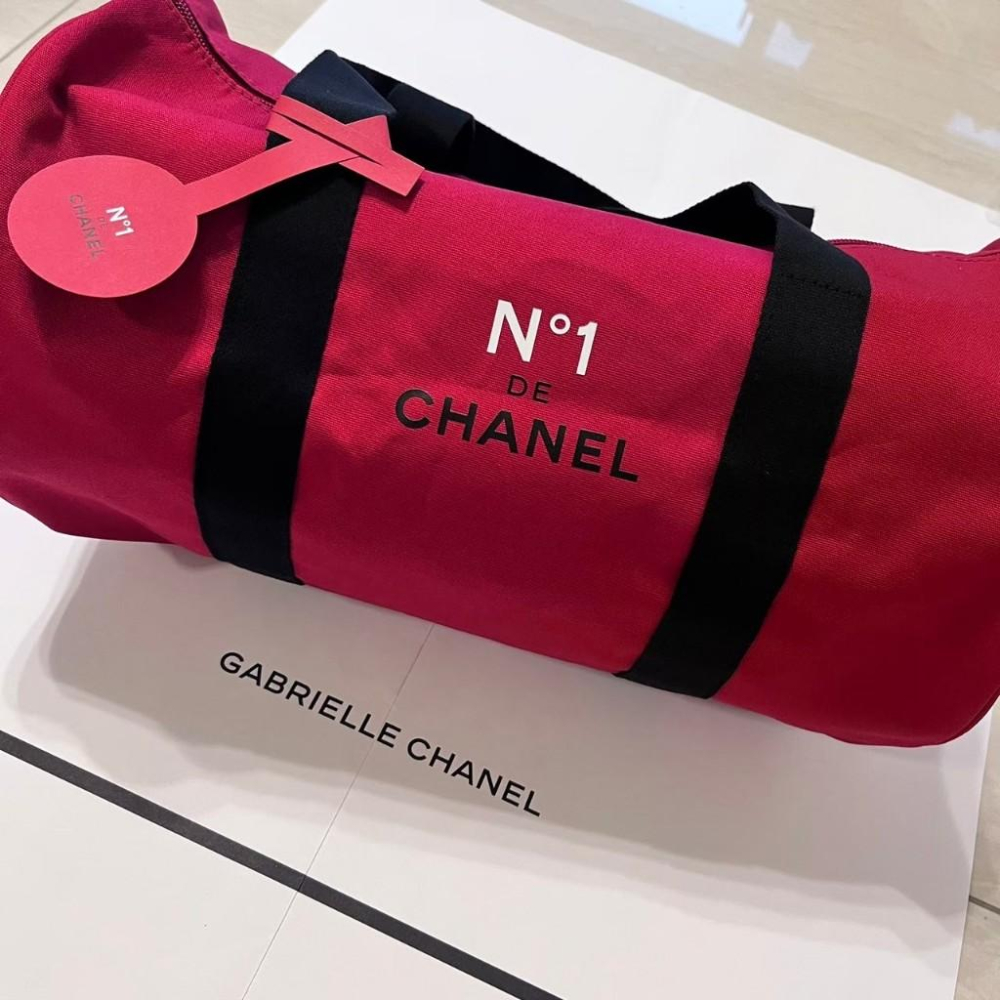 chanel 香奈兒1號紅色山茶花時尚圓筒包 28.3cm x 35.3cm x 4cm 限定版-細節圖2