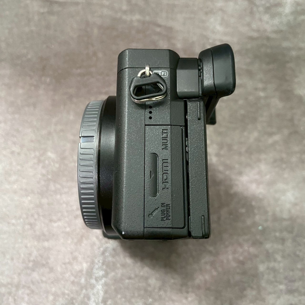 Sony A6400 快門1xxx 機況好 單機身 (公司貨)-細節圖6