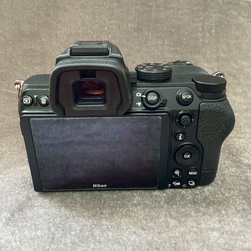 Nikon Z5 單機身 機況良好 快門1萬多 (公司貨)-細節圖4