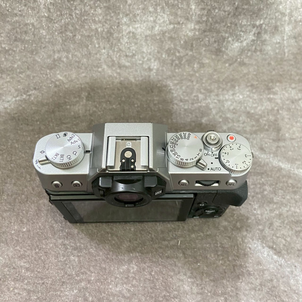 富士 Fujifilm X-T10 XT10 銀色 單機身 (水貨)-細節圖3