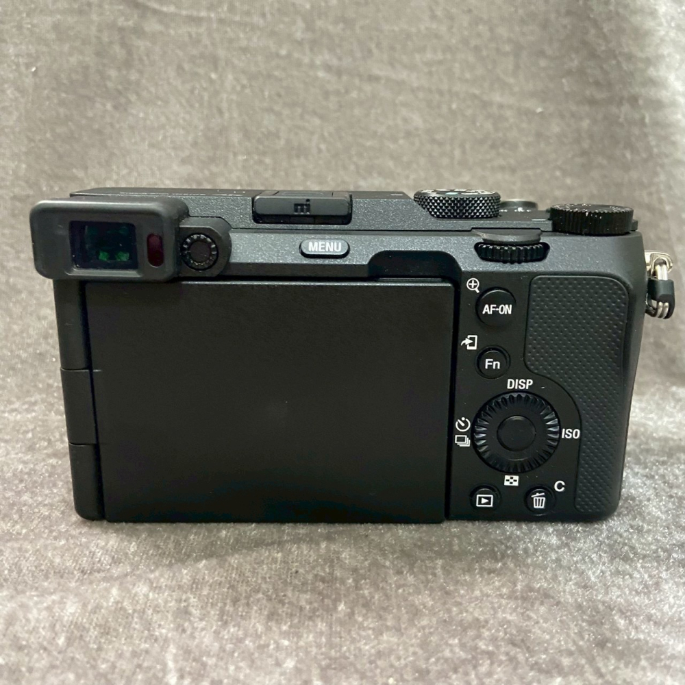 SONY A7C 單機身 快門2千多 機況優 (公司貨)-細節圖4