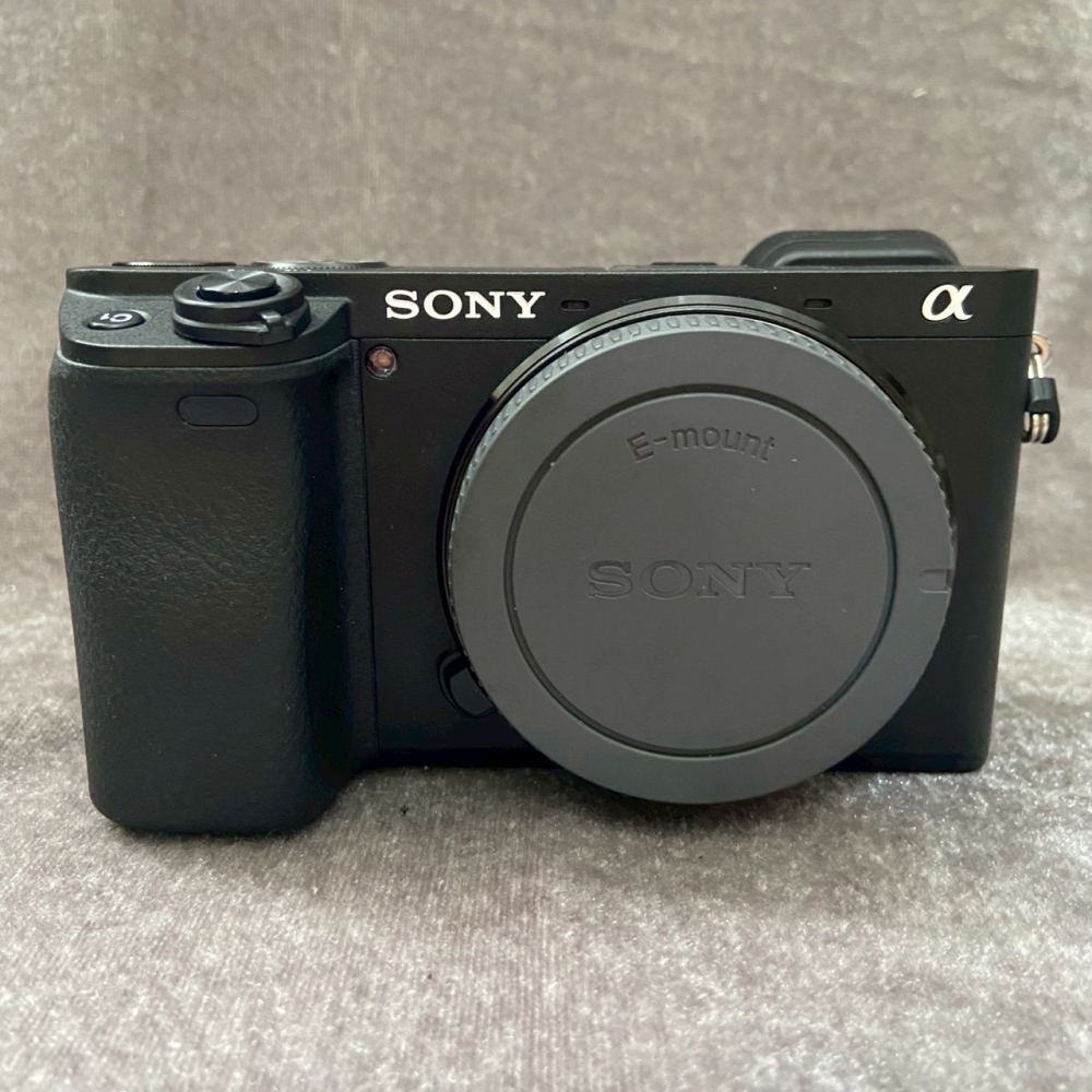 SONY A6400 保固內 快門數少 機況新 (公司貨)-細節圖2