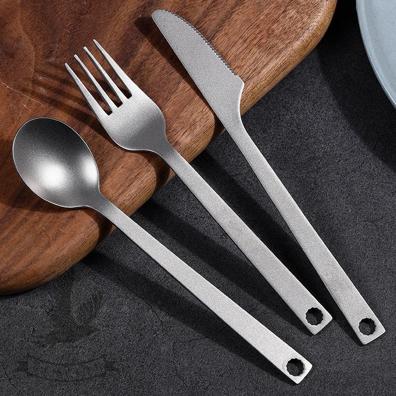 【送戰術掛勾】純鈦餐具組 鈦餐具 露營用品 純鈦 鈦筷子 鈦湯匙 露營 鈦餐具組 露營純鈦餐具 旅行餐具 純鈦刀 鈦叉-細節圖3