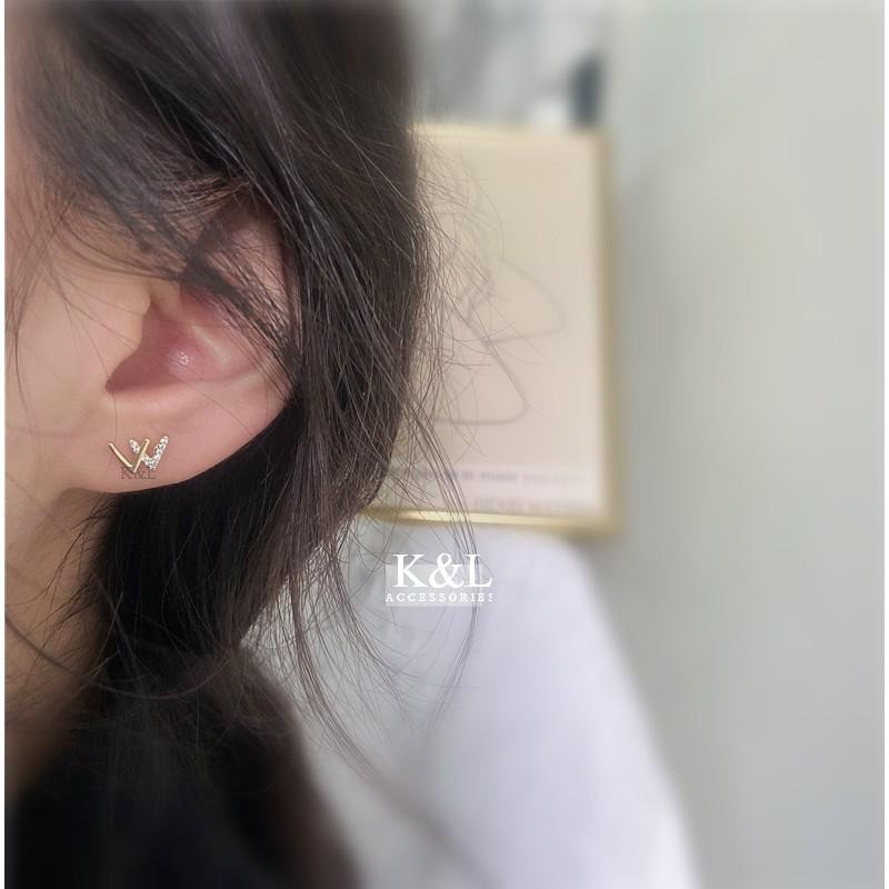 現貨。【全純銀輕14K金】歐美雙V微鑽 字母耳環 W耳環 輕奢系列 氣質 簡約 百搭 情人節 禮物  生日 耳環 小耳環-細節圖6