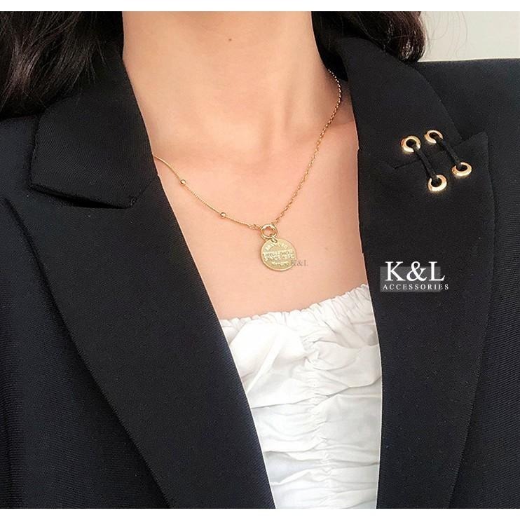 現貨。歐美極簡圓片字母項鍊 大牌設計款 街拍 雜誌款 明星同款 簡約 時尚 鎖骨鏈 頸鍊 歐美項鍊 生日 禮物-細節圖6