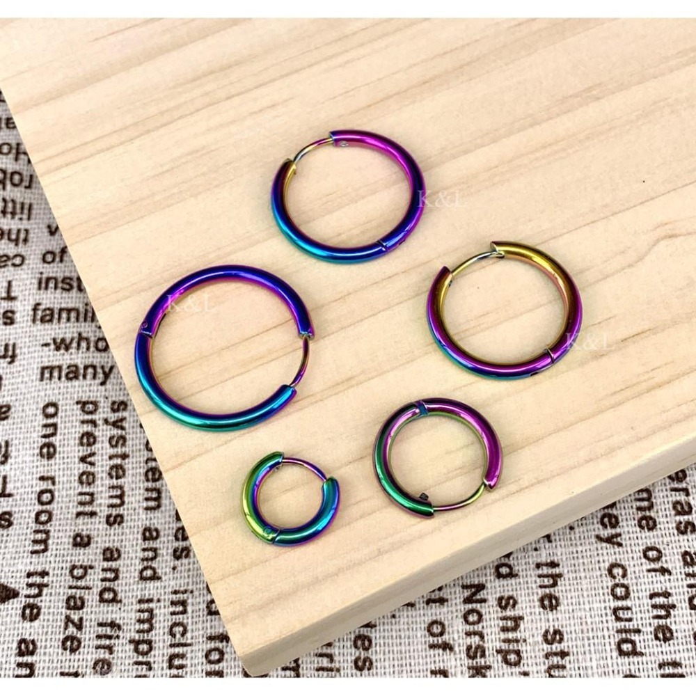 現貨。歐美嘻哈經典款 316L西德鋼 醫療鋼 鈦鋼耳環 圈圈耳環 耳環 鈦鋼耳環 耳扣 鈦鋼圈圈 扣式耳環 耳骨-細節圖6