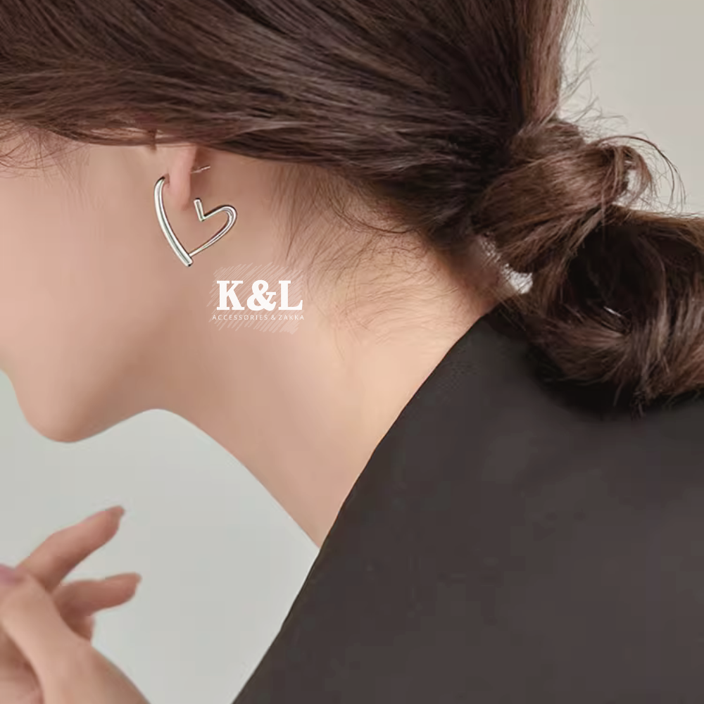 2色｜針式｜夾式 鏤空框架愛心耳環 極簡設計 歐美耳環 愛心耳環 耳針 耳環 飾品 禮物-細節圖8