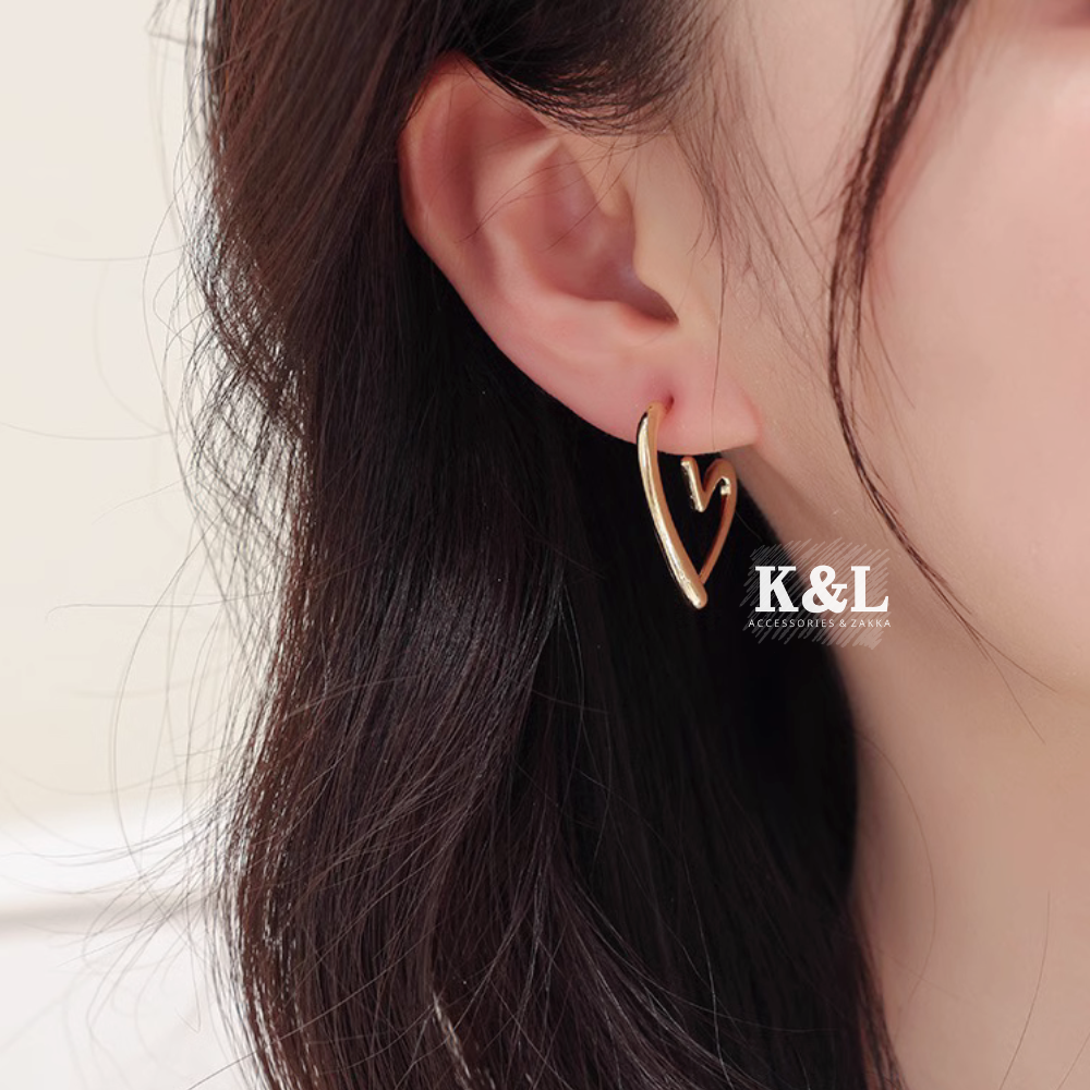 2色｜針式｜夾式 鏤空框架愛心耳環 極簡設計 歐美耳環 愛心耳環 耳針 耳環 飾品 禮物-細節圖9