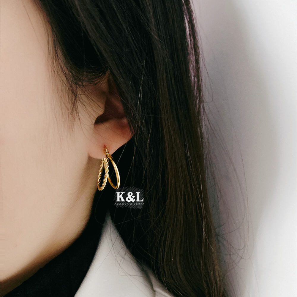 現貨。2色｜麻花疊加雙圈耳環 簡約耳環 歐美耳環  極簡風 圈圈耳環 耳扣耳環 街拍款 極簡耳環-細節圖5