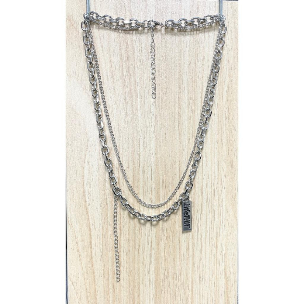 全新台灣現貨 百搭基本款 金屬鏈條 方牌字母雙層輕奢鎖骨鏈項鍊-細節圖5