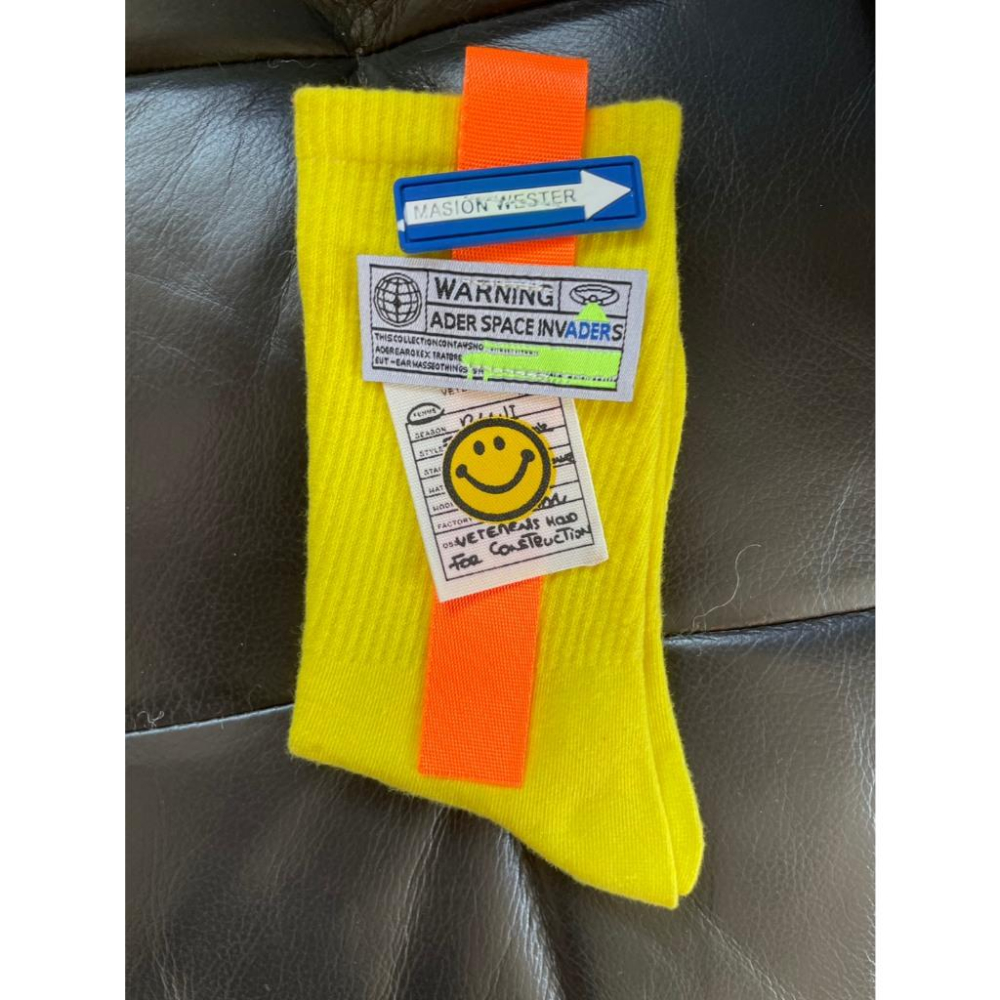 全新台灣現貨 韓國微笑標籤貼布 中筒襪 彩色襪-細節圖9