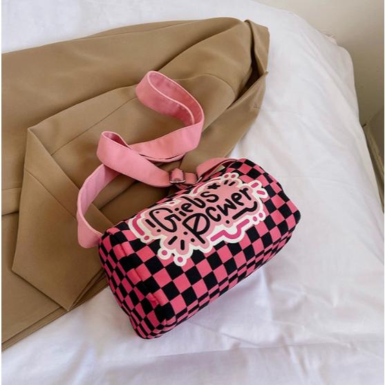 全新台灣現貨 小眾塗鴉磚塊包包 棋盤格小方包  單肩斜背包-細節圖2