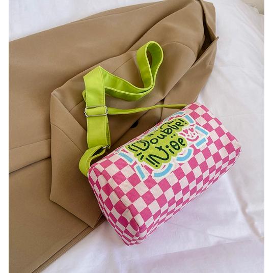 全新台灣現貨 小眾塗鴉磚塊包包 棋盤格小方包  單肩斜背包-細節圖6