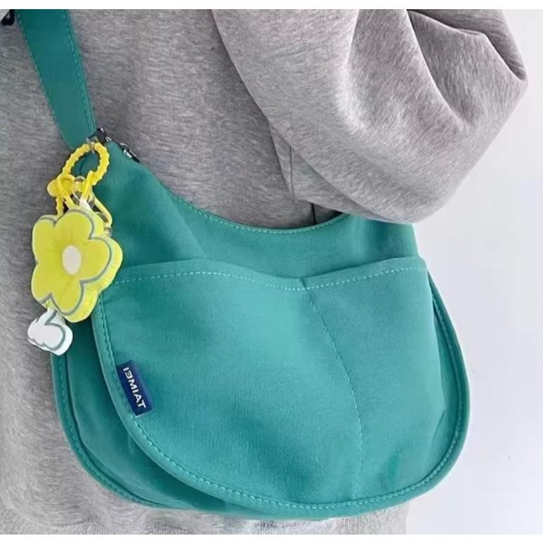 全新台灣現貨 大容量通勤包日系ins湖水綠復古餃子包純色百搭斜背包少女帆布包-細節圖2