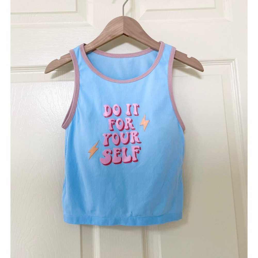 全新台灣現貨 美式復古甜辣妹修身顯瘦短版露臍背心 自帶胸墊免穿內衣-細節圖4