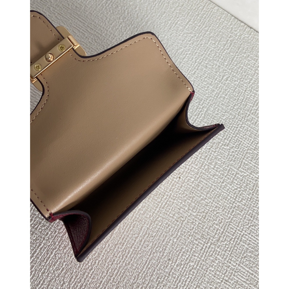 （momo shop）Coach 蔻馳 新款皮夾 中夾 女士牛皮翻蓋按釦長款錢包 時尚手拿包 多卡位錢夾 卡包-細節圖5